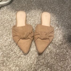H&M Flats